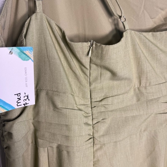 NWT One Shoulder jumper - Picture 4 of 5